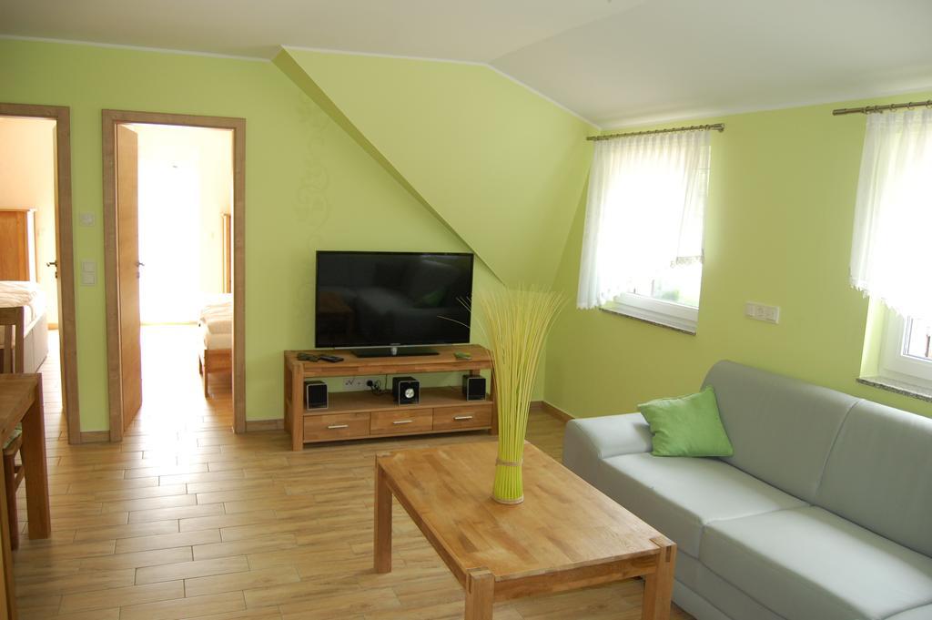 Ferienwohnung Am Muehlstein 吕本 客房 照片